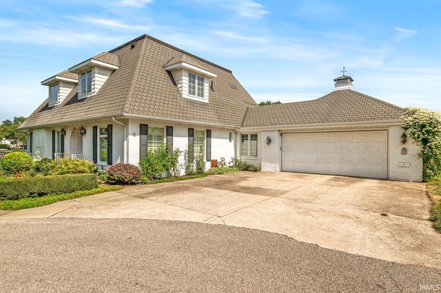 6 Clarendon Drive, Elkhart, IN 46516