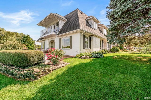 6 Clarendon Drive, Elkhart, IN 46516