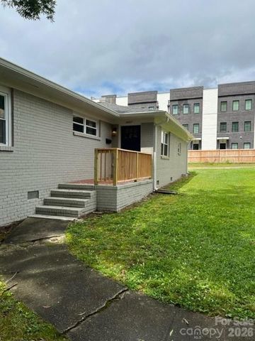 2205 Thurmond Place, Charlotte, NC 28205