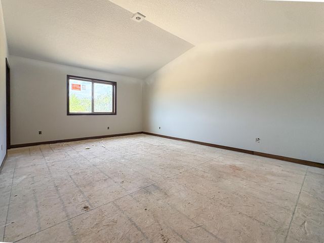 14250 277th Avenue NW, Zimmerman, MN 55398