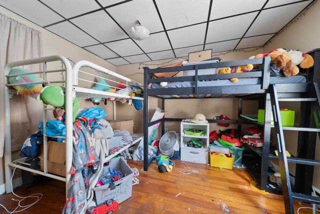 10 Whiting Hill Road, Wilton, NH 03086