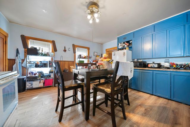 10 Whiting Hill Road, Wilton, NH 03086