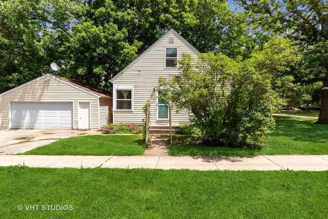174 Harvey Avenue, Grayslake, IL 60030