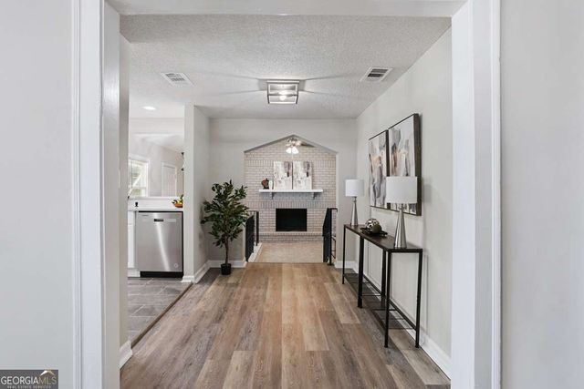3127 Gilbert Street, Savannah, GA 31404