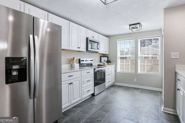 3127 Gilbert Street, Savannah, GA 31404