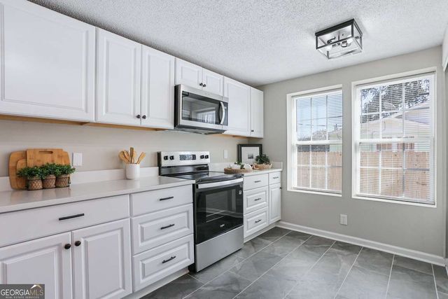 3127 Gilbert Street, Savannah, GA 31404