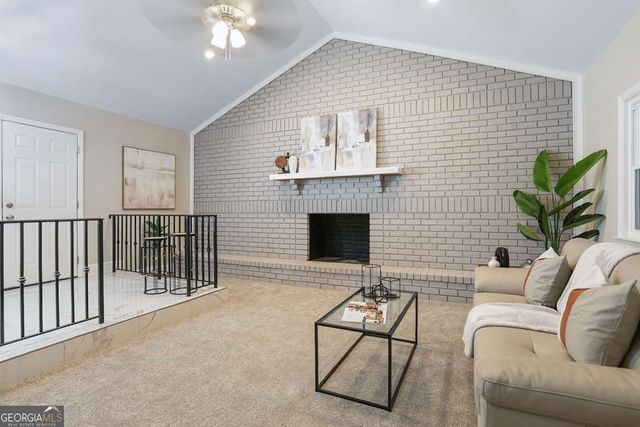 3127 Gilbert Street, Savannah, GA 31404