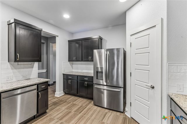 318 Blue Oak Boulevard, San Marcos, TX 78666
