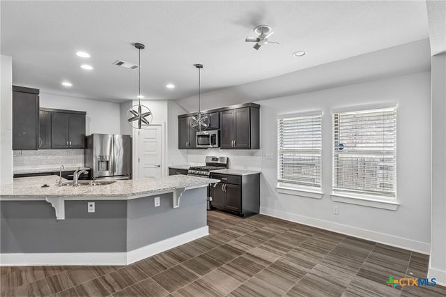 318 Blue Oak Boulevard, San Marcos, TX 78666