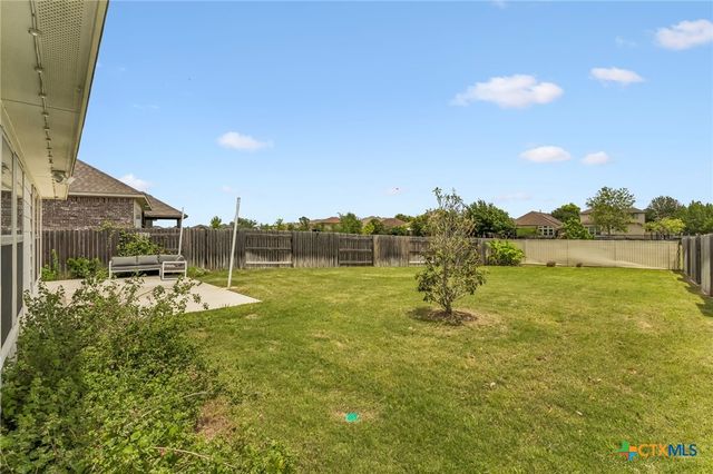 318 Blue Oak Boulevard, San Marcos, TX 78666
