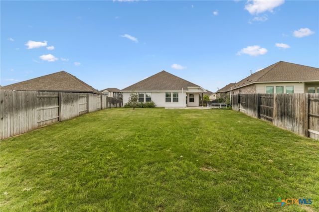 318 Blue Oak Boulevard, San Marcos, TX 78666