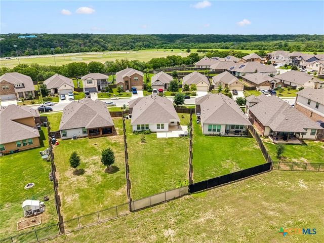 318 Blue Oak Boulevard, San Marcos, TX 78666