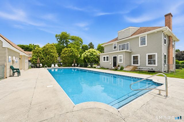 50 Orangewood West 50, Derby, CT 06418