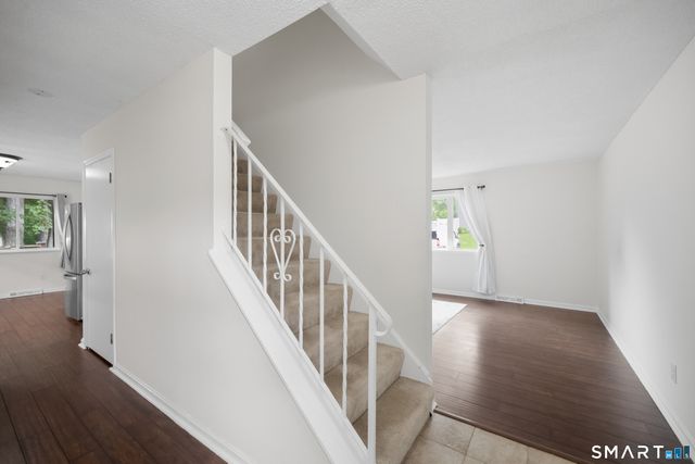 50 Orangewood West 50, Derby, CT 06418