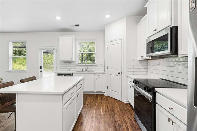 430 Burgundy Terrace SE, Atlanta, GA 30354