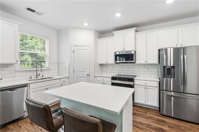 430 Burgundy Terrace SE, Atlanta, GA 30354