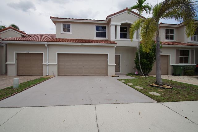 13243 NW 8th Street, Pembroke Pines, FL 33028