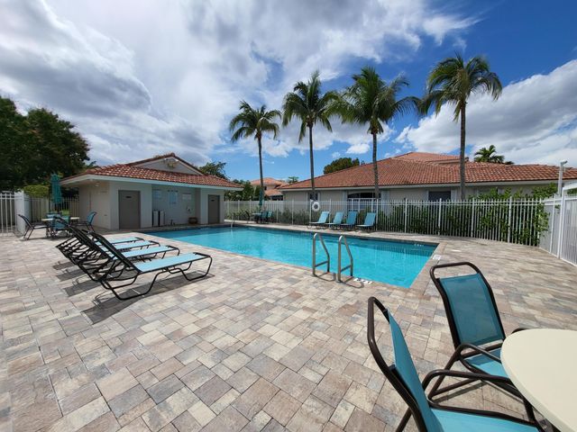 13243 NW 8th Street, Pembroke Pines, FL 33028