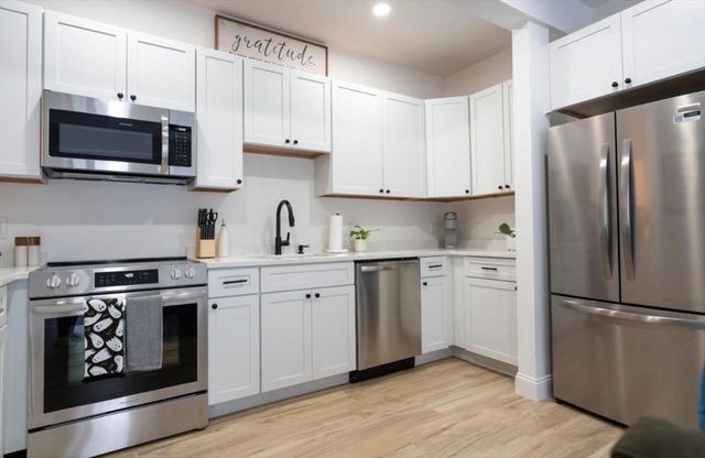 8 Enon St 102, Beverly, MA 01915