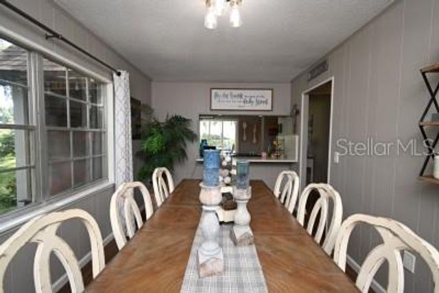 35833 LAKESHORE DRIVE, Dade City, FL 33525