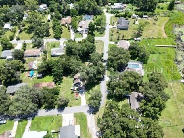 35833 LAKESHORE DRIVE, Dade City, FL 33525