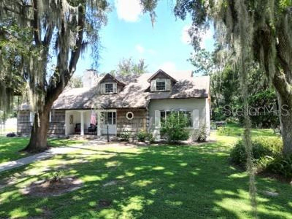 35833 LAKESHORE DRIVE, Dade City, FL 33525