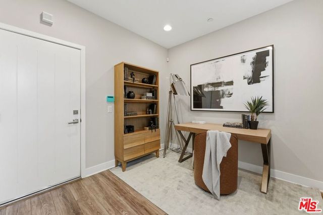 2753 Waverly Drive 806, Los Angeles, CA 90039