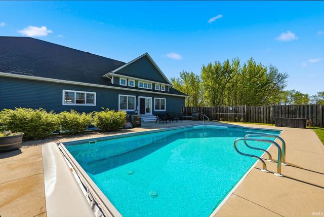 159 W 900 N Road, Decatur, IN 46733