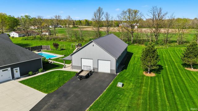 159 W 900 N Road, Decatur, IN 46733