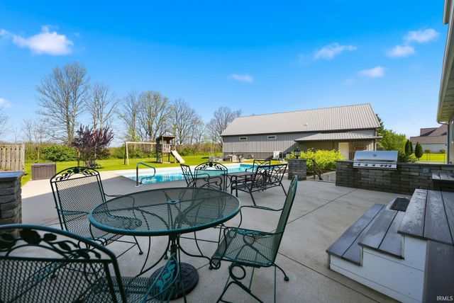 159 W 900 N Road, Decatur, IN 46733