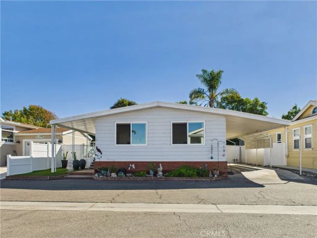 20701 Beach 251, Huntington Beach, CA 92648