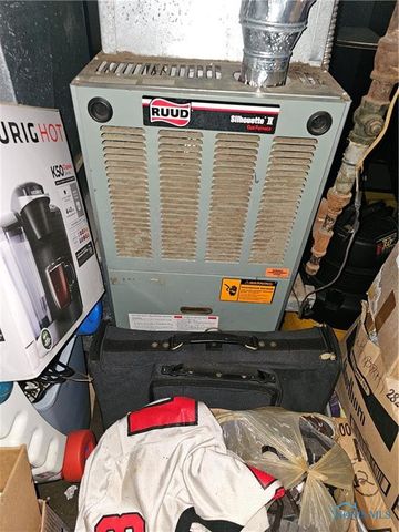 2465 Lawton Avenue, Toledo, OH 43620