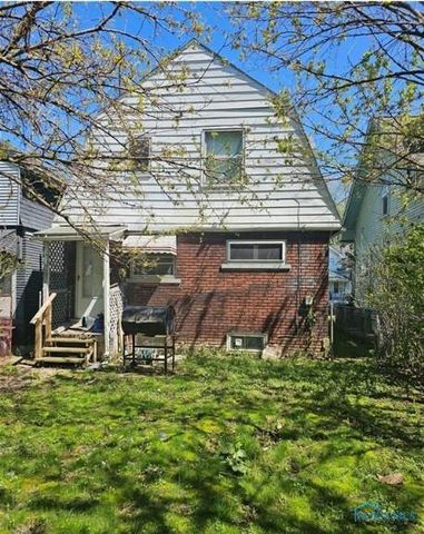 2465 Lawton Avenue, Toledo, OH 43620