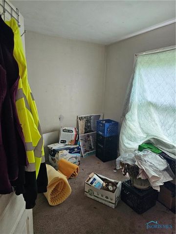 2465 Lawton Avenue, Toledo, OH 43620