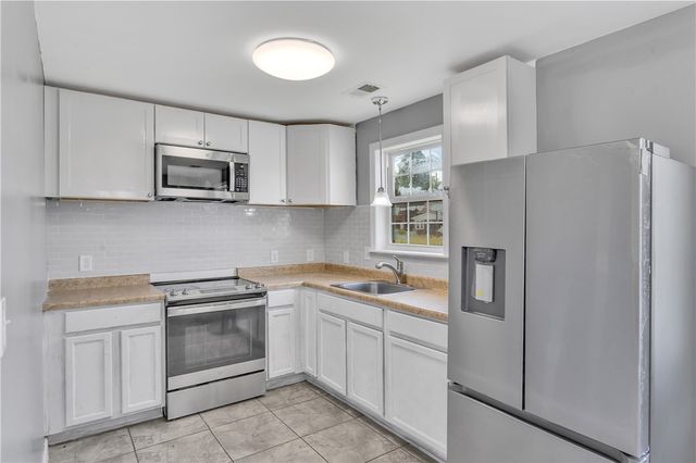 508 Fern Aly, Duquesne, PA 15110