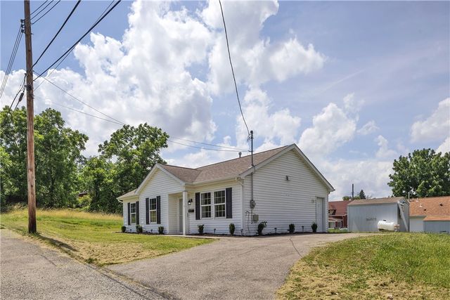 508 Fern Aly, Duquesne, PA 15110