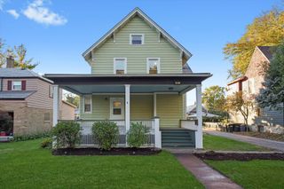 197 Herrick Road, Riverside, IL 60546