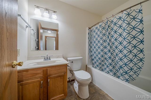 2 Iron Hill Court, St Clair, MO 63077