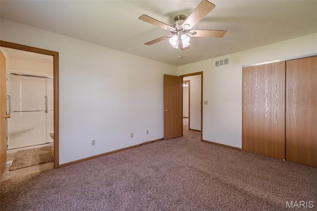 2 Iron Hill Court, St Clair, MO 63077