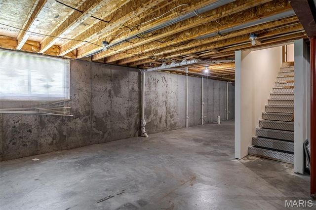 2 Iron Hill Court, St Clair, MO 63077