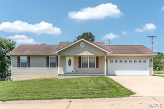2 Iron Hill Court, St Clair, MO 63077