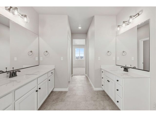 24317 E River Front Dr, Aurora, CO 80019