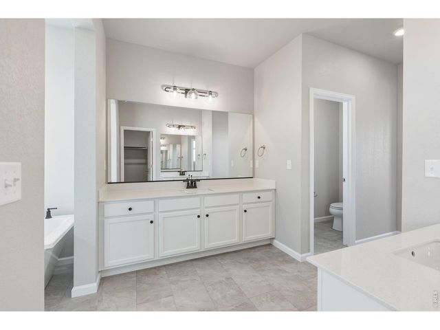 24317 E River Front Dr, Aurora, CO 80019