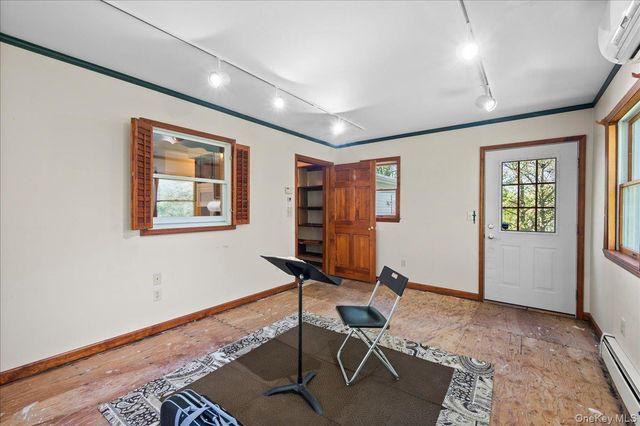 13 Hart Drive, Poughkeepsie, NY 12603