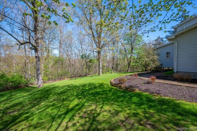 13 Hart Drive, Poughkeepsie, NY 12603