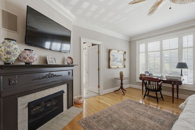 4000 West End Ave Apt 101, Nashville, TN 37205