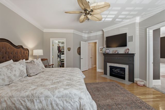4000 West End Ave Apt 101, Nashville, TN 37205