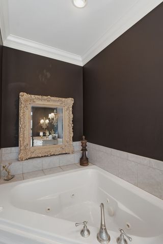 4000 West End Ave Apt 101, Nashville, TN 37205