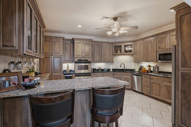 4000 West End Ave Apt 101, Nashville, TN 37205