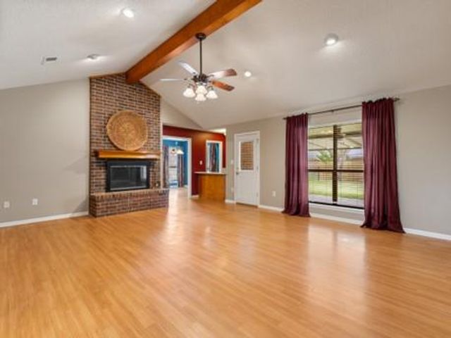 6 Valhalla Drive, Bay City, TX 77414